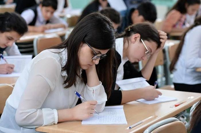 İki abituriyentdən biri tələbə olacaq – Daha çox PULSUZ təhsil...