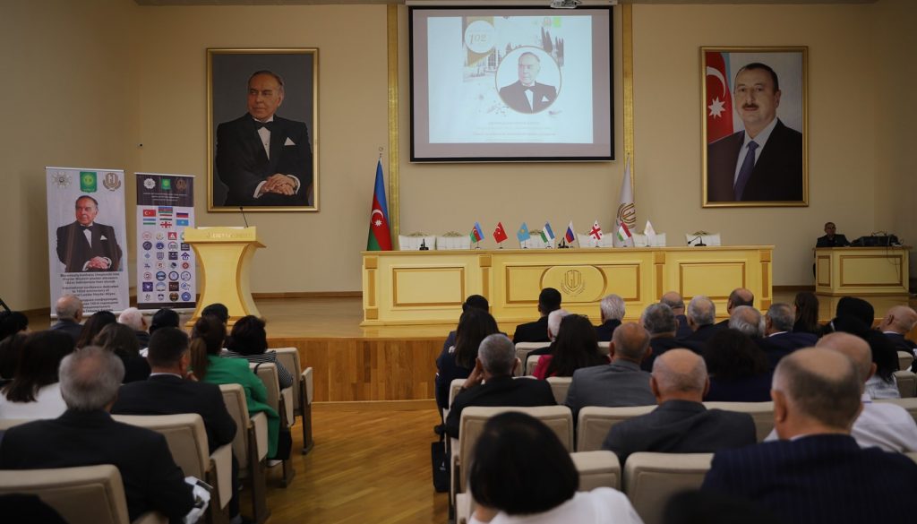 GDU-da beynəlxalq elmi konfrans keçirilib