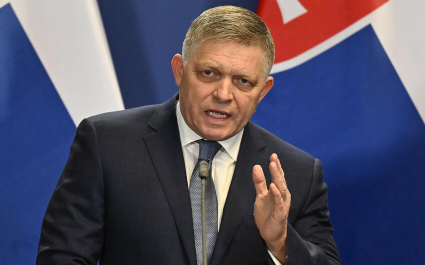 Slovakiyanın Baş naziri İrəvana gedir