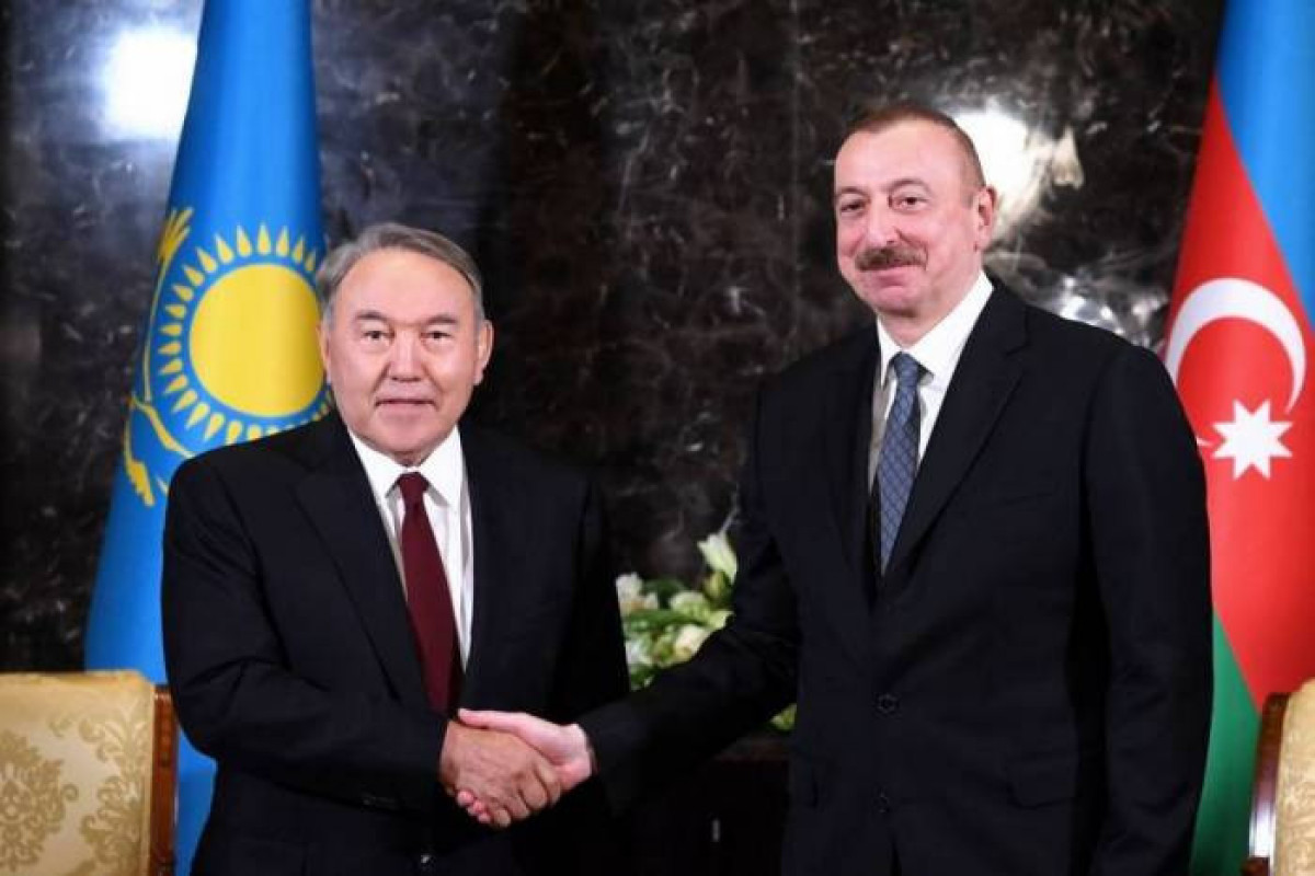 Nursultan Nazarbayev İlham Əliyevi təbrik etdi