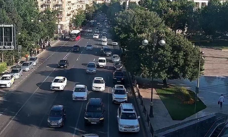 Bakının tıxac olan YOLLARI