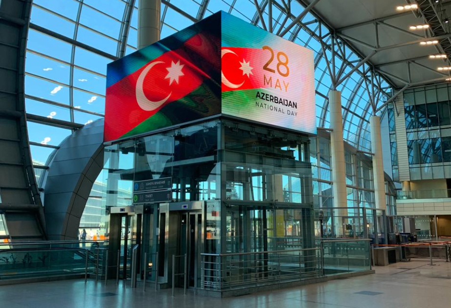 Domodedovo aeroportunda Müstəqillik Günü təbriki nümaiş olundu