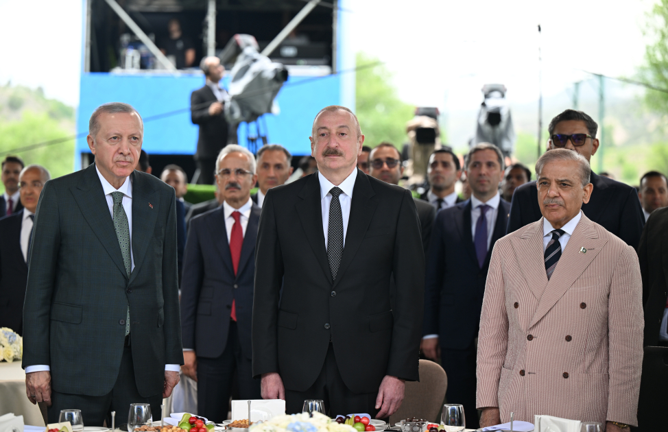 Liderlər Laçında Müstəqillik Gününə həsr olunmuş konsertdə - VİDEO