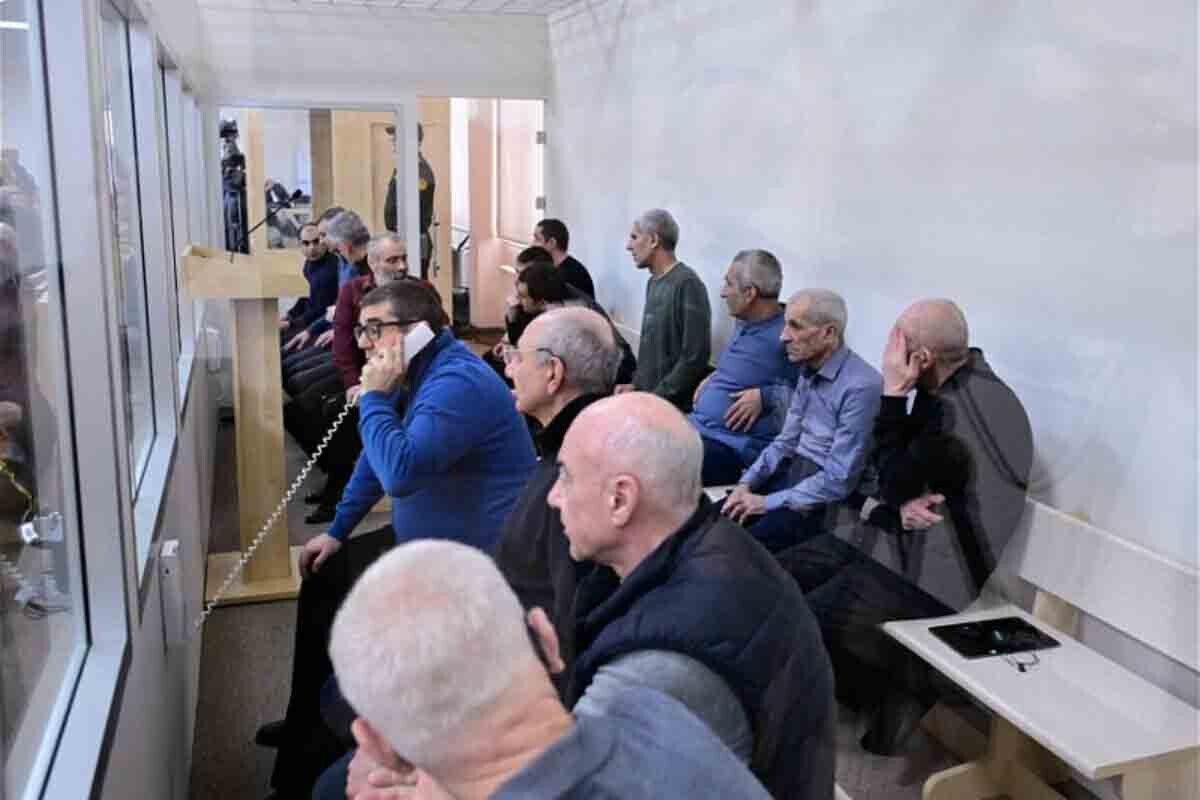Bakıda ermənilərin məhkəməsi keçirilir