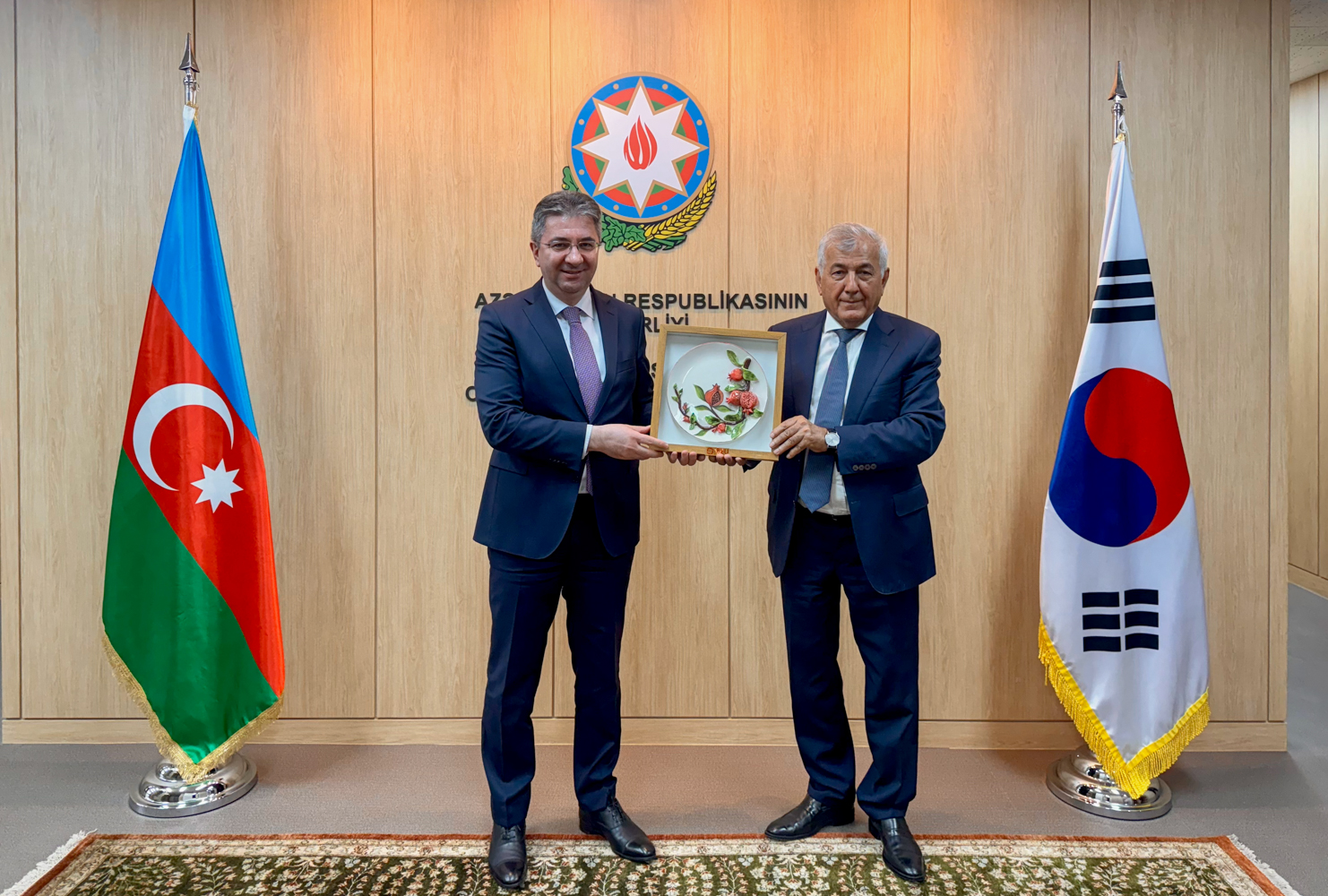 BMU rektoru Azərbaycanın Koreyadakı səfirliyində olub - FOTO