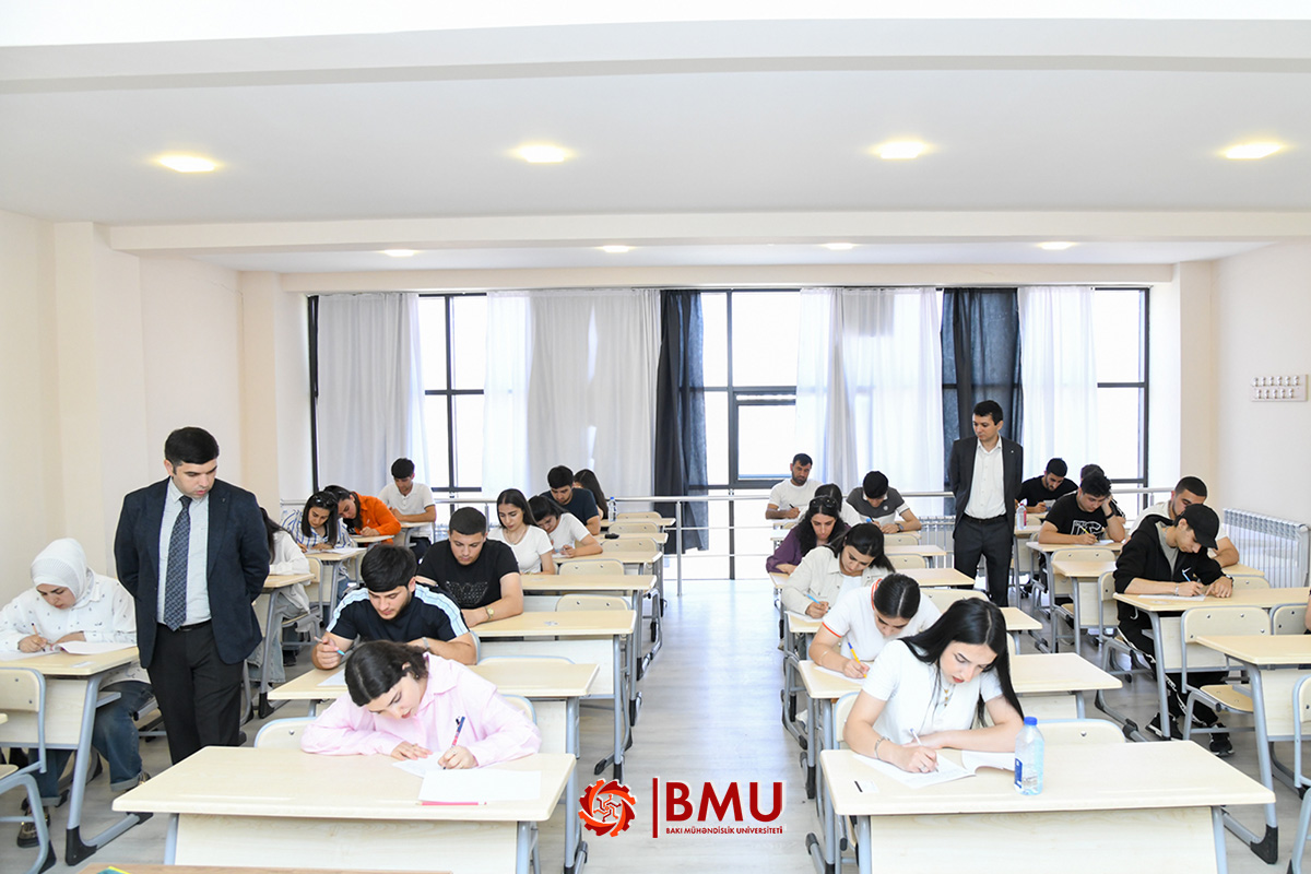 BMU-da imtahan sessiyası başladı - FOTOLAR