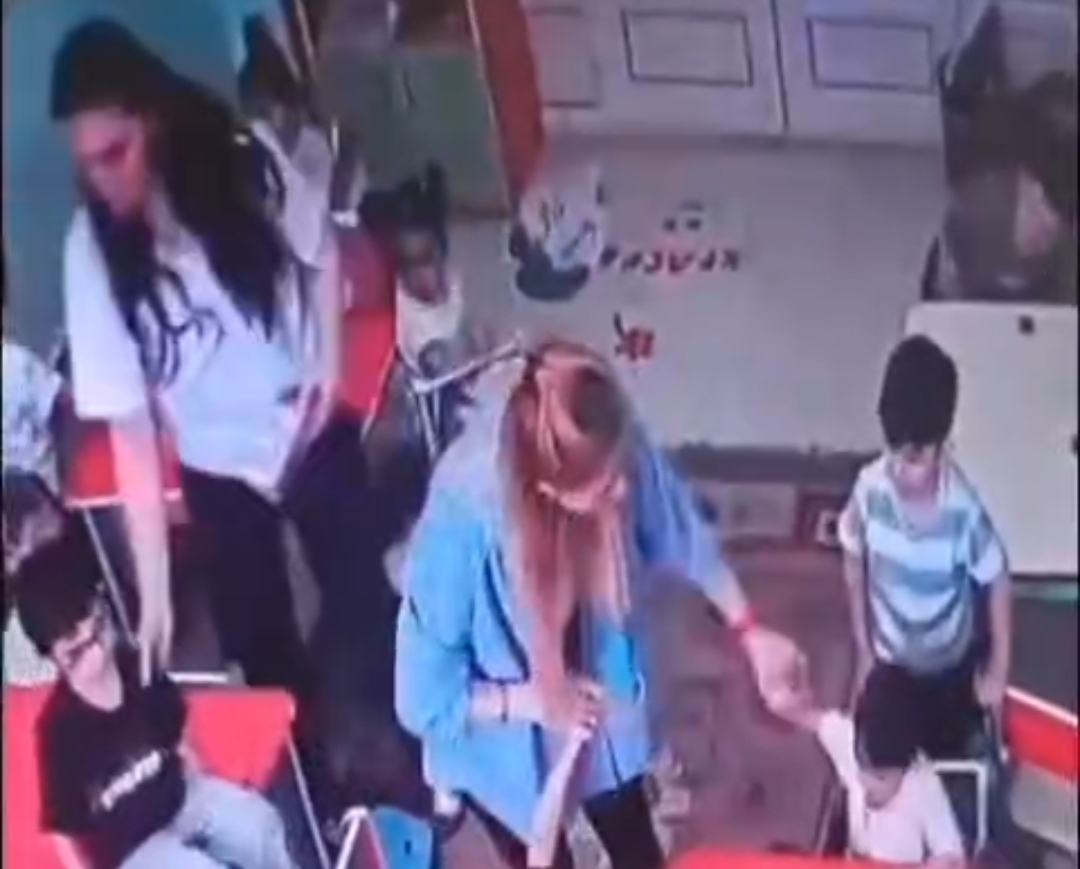 "Zərbə təkcə uşağın başına yox, onun dünyasına dəyir"