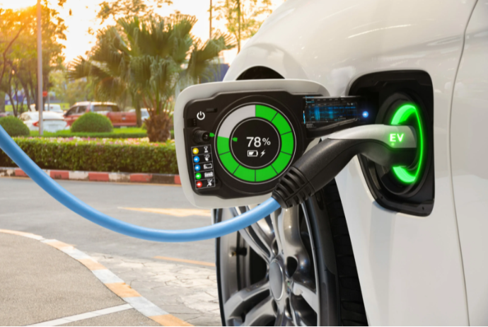 Elektrik mühərrikli avtomobillərin sayı 10 dəfədən çox artıb