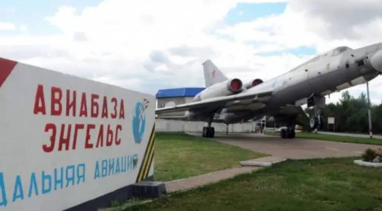 Ukrayna yenidən Rusiya strateji aerodromlarına zərbələr endirib
