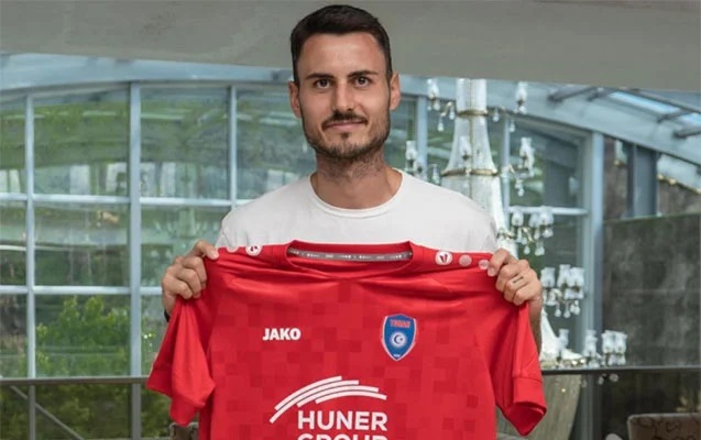 Azərbaycan klubu 9 futbolçu ilə yollarını ayırdı