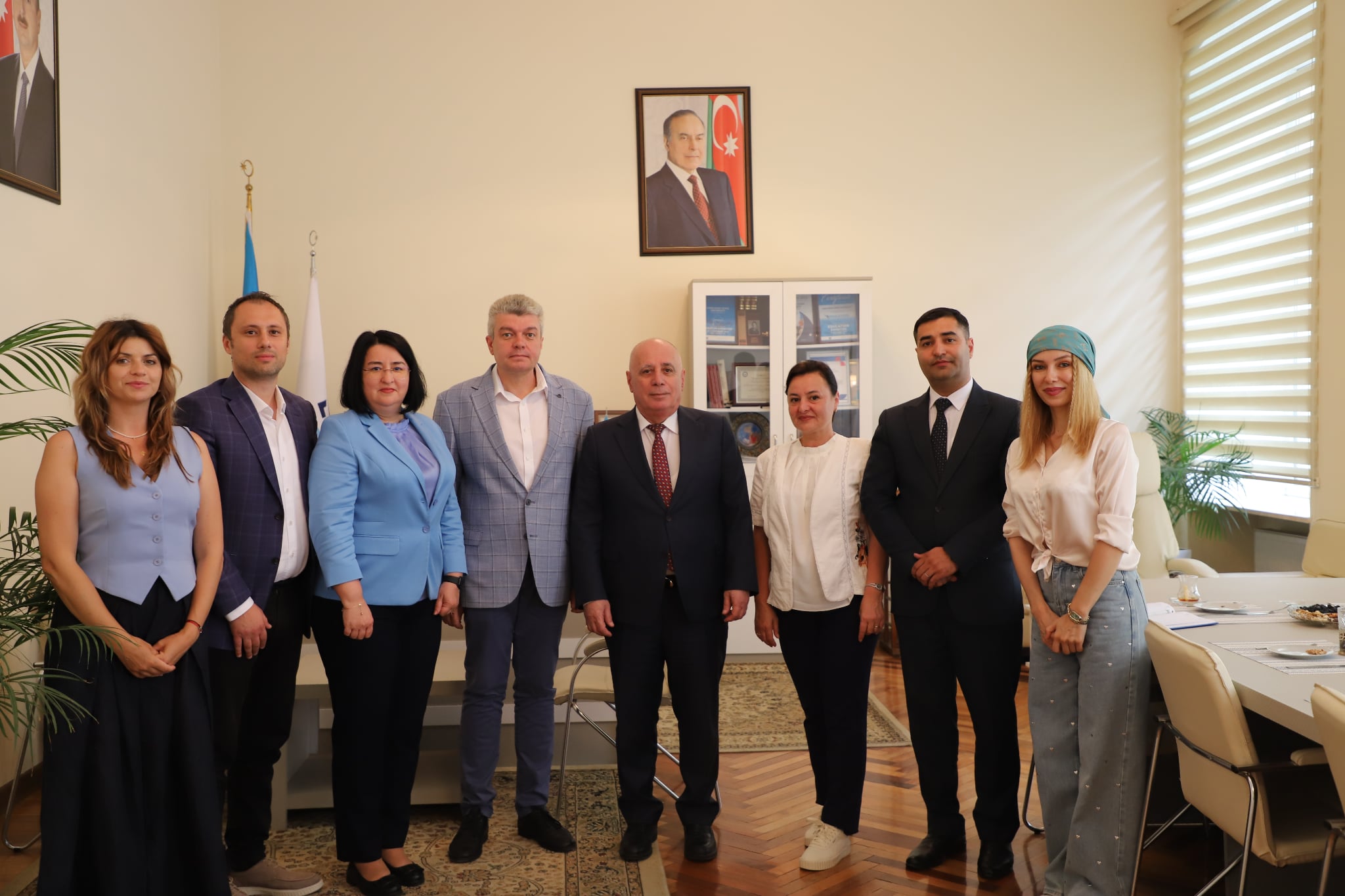 Rumıniya Universitetinin nümayəndələri Lənkəranda oldular