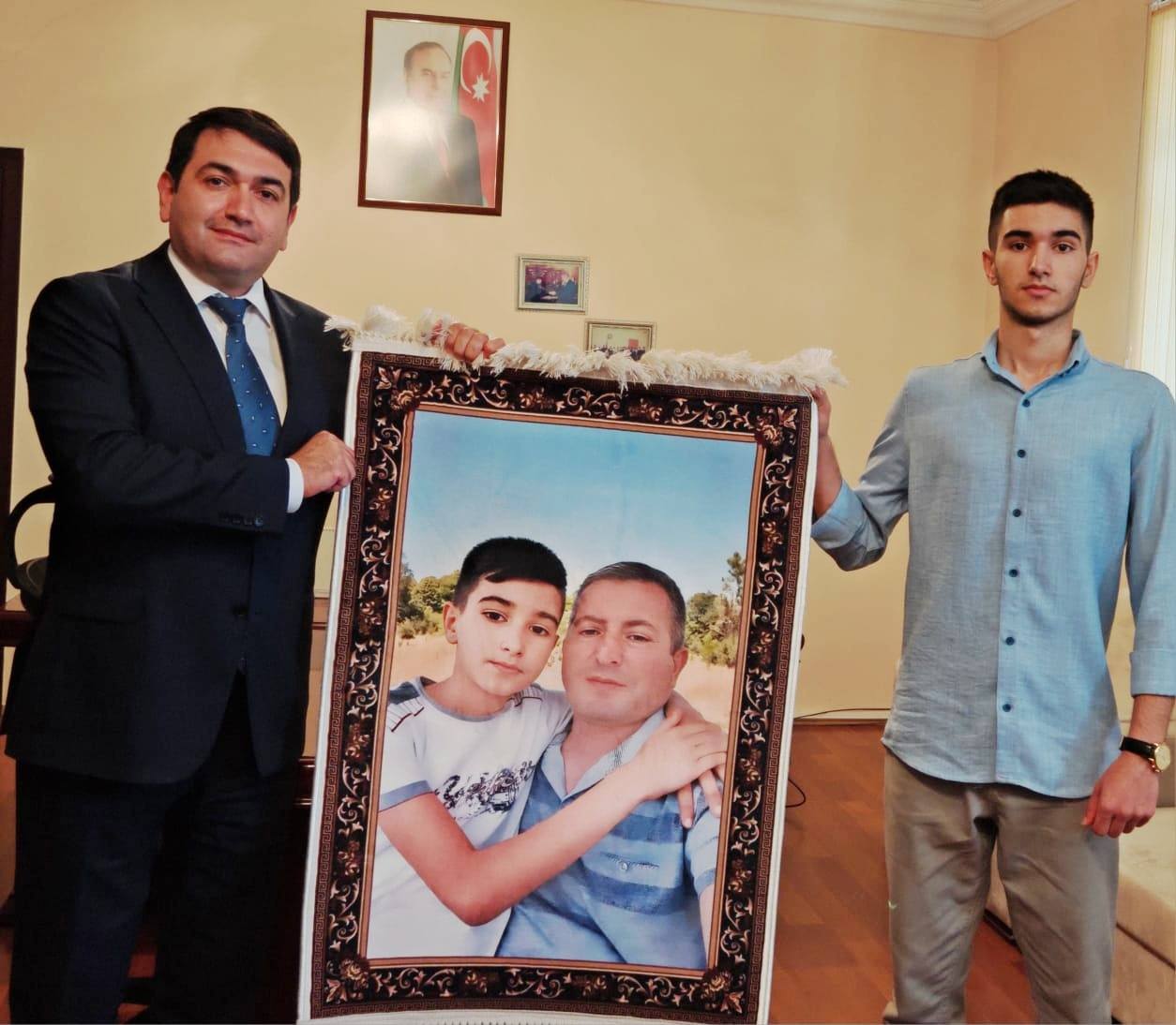 Milli Qəhrəmanın oğlu məzun oldu - FOTO