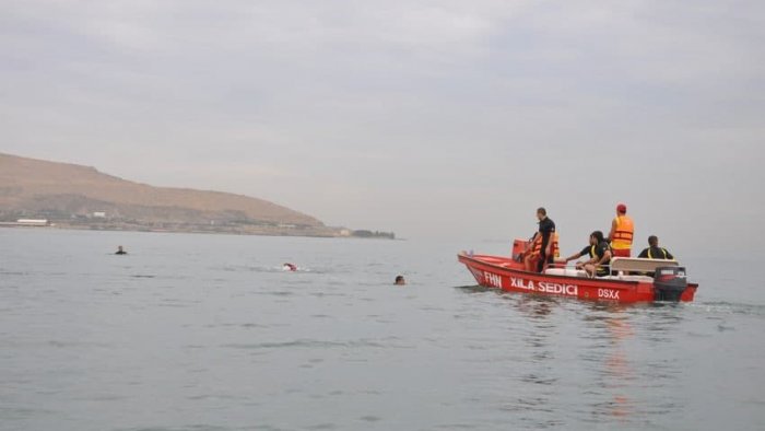 Çimərlikdə batan yeniyetmələrin meyitləri tapıldı