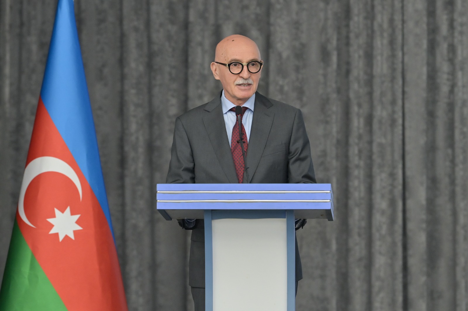 Bölgələrdə yeni lisey və gimnaziyalar açılacaq