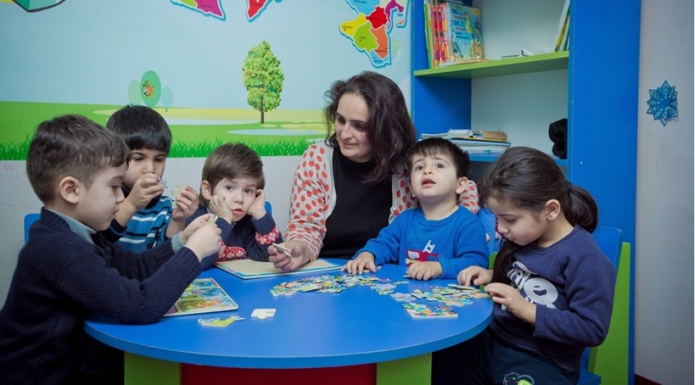 Məktəbəqədər təhsillə bağlı qanuna dəyişiklik - Deputatlar təsdiqlədi