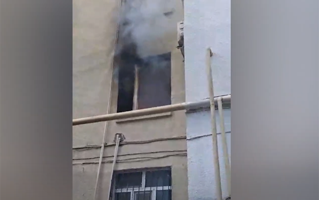Bakıda yaşayış binada yanğın - Sakinlər təxliyə edildi