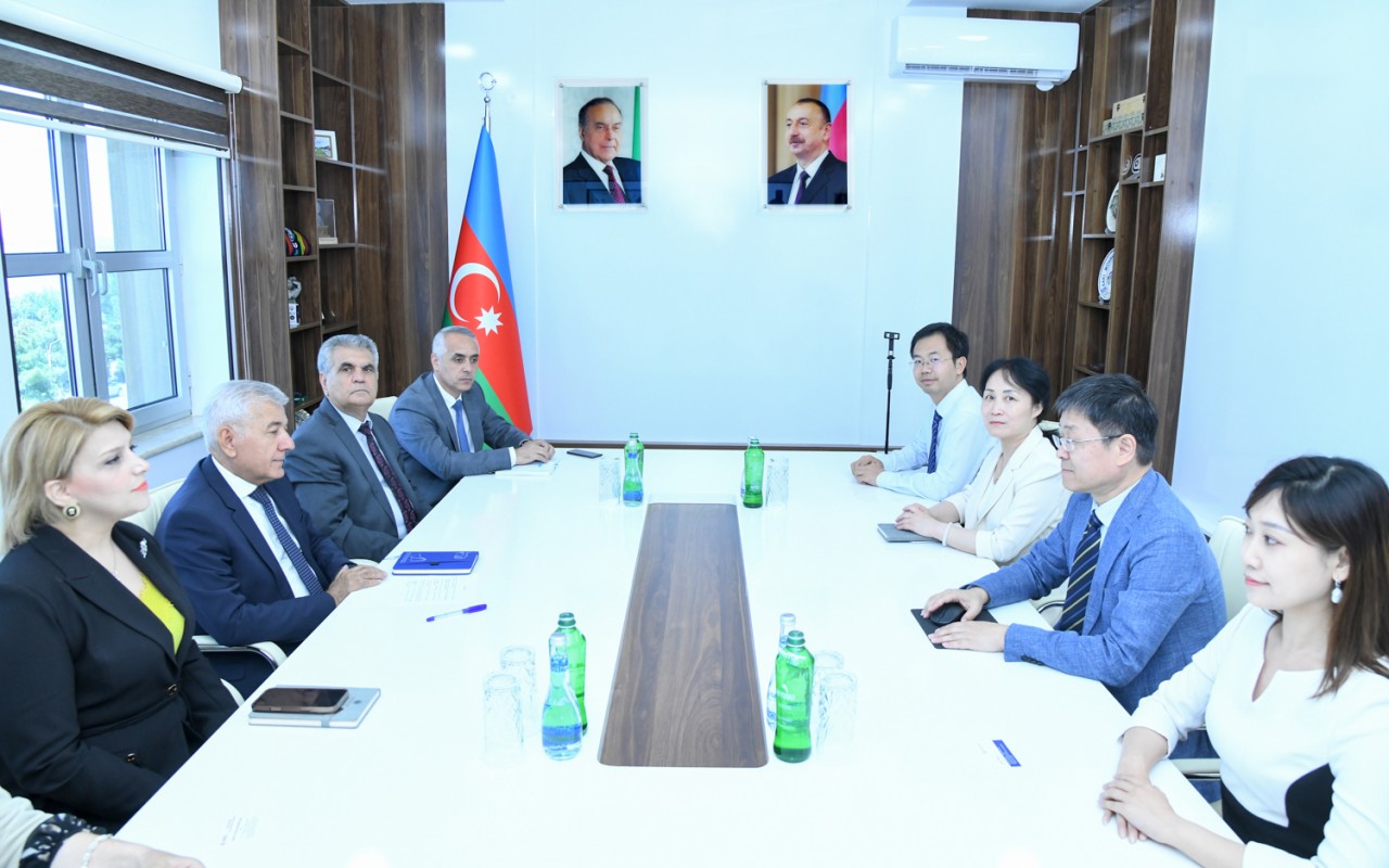 BMU-da görüş keçirildi - FOTOLAR