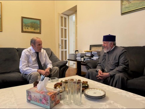 Ter-Petrosyan II Qareginlə birləşdi - Paşinyanı ittiham etdi