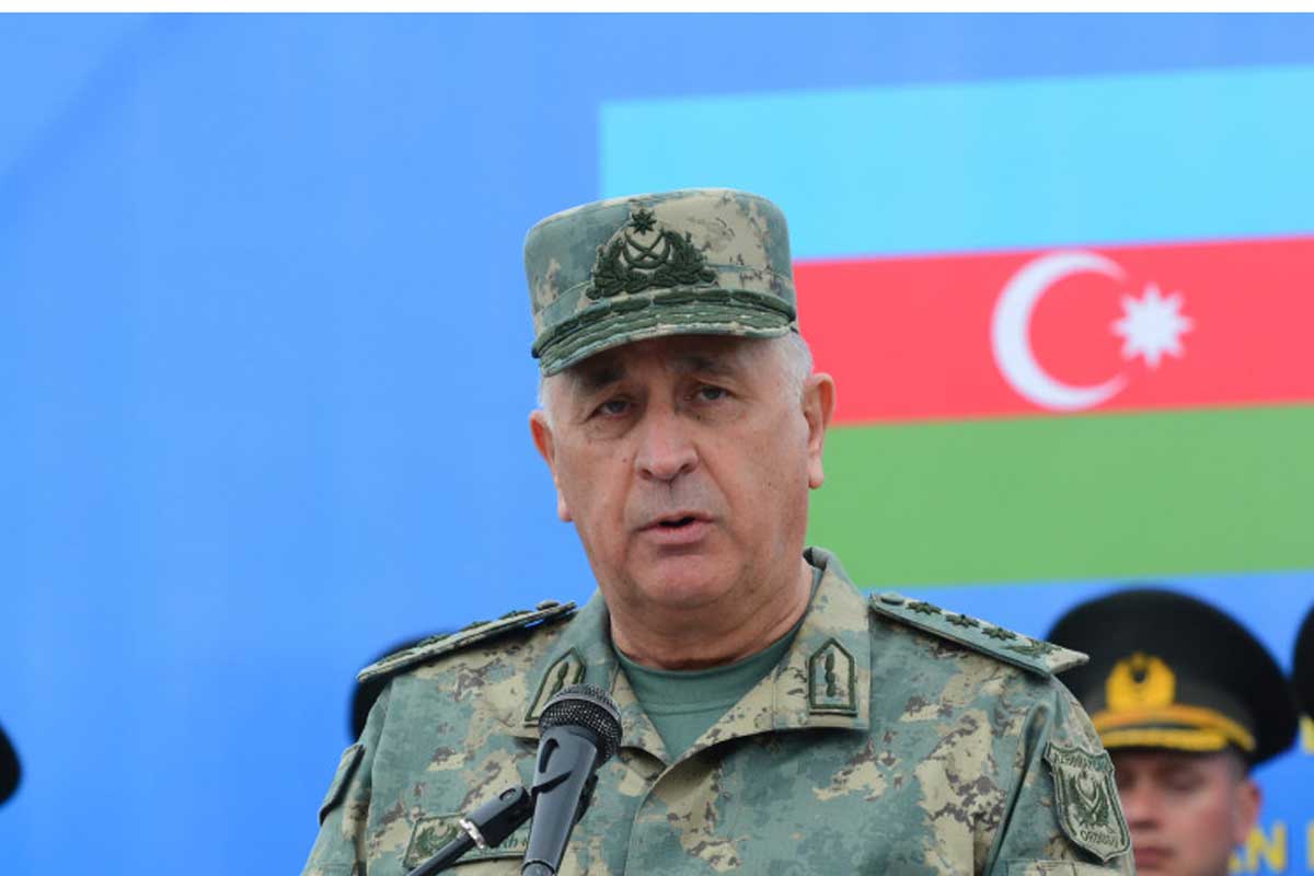 General Kərim Vəliyev Türkiyəyə getdi