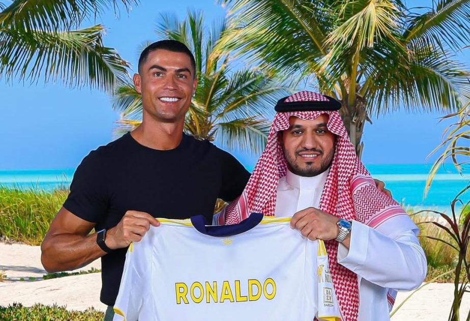 Ronaldo Səudiyyə klubunda qaldı