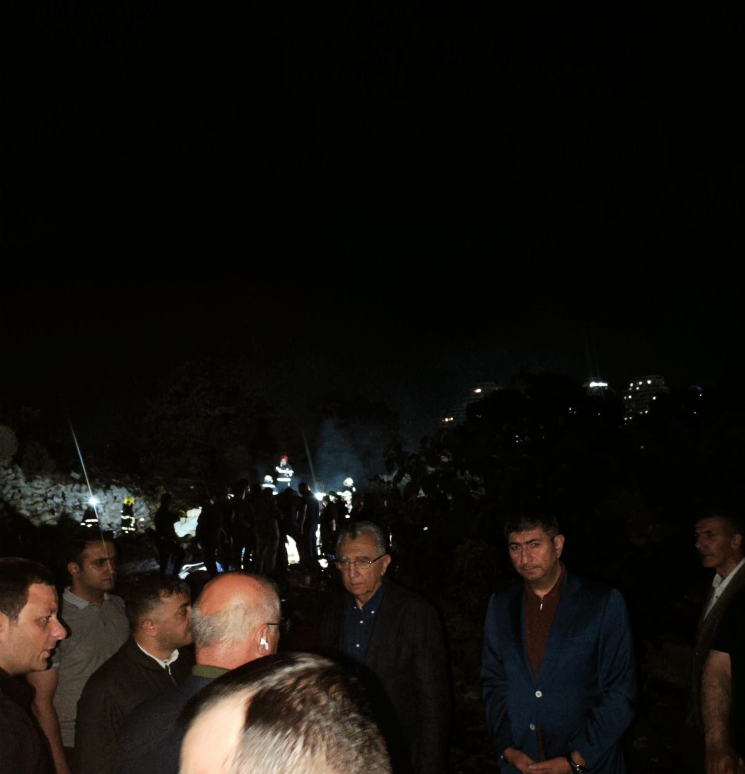 Eldar Əzizov yanğın baş verən ərazidə - FOTO