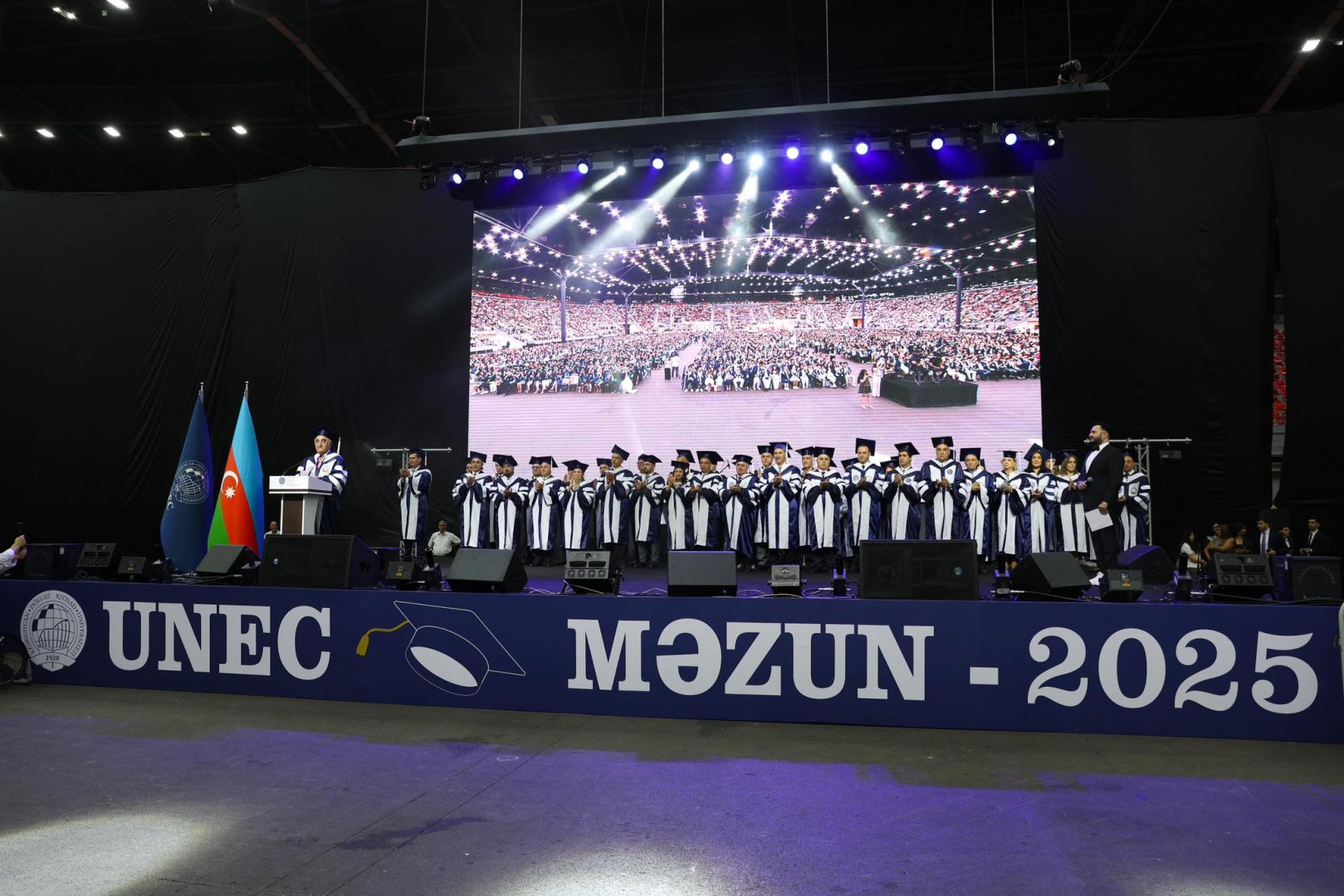 UNEC-dən 6 mindən çox tələbə məzun oldu - FOTO