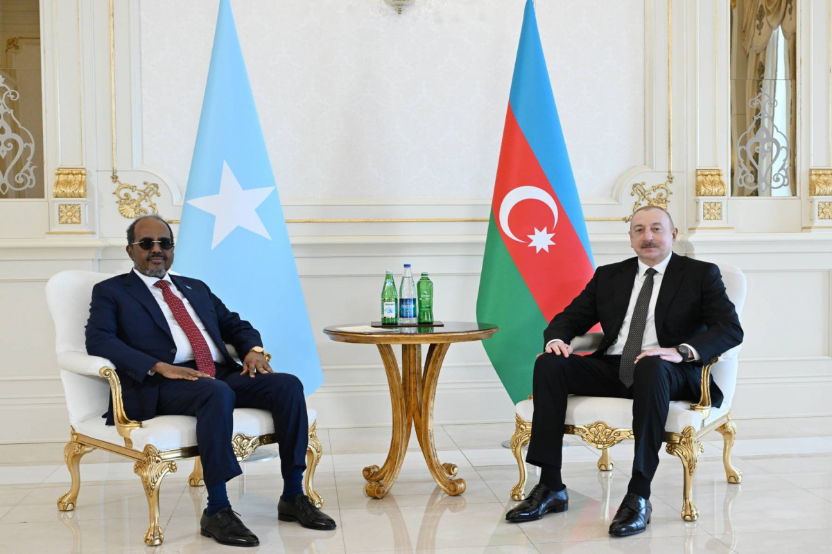 Prezident Həsən Şeyx Mahmuda məktub göndərdi
