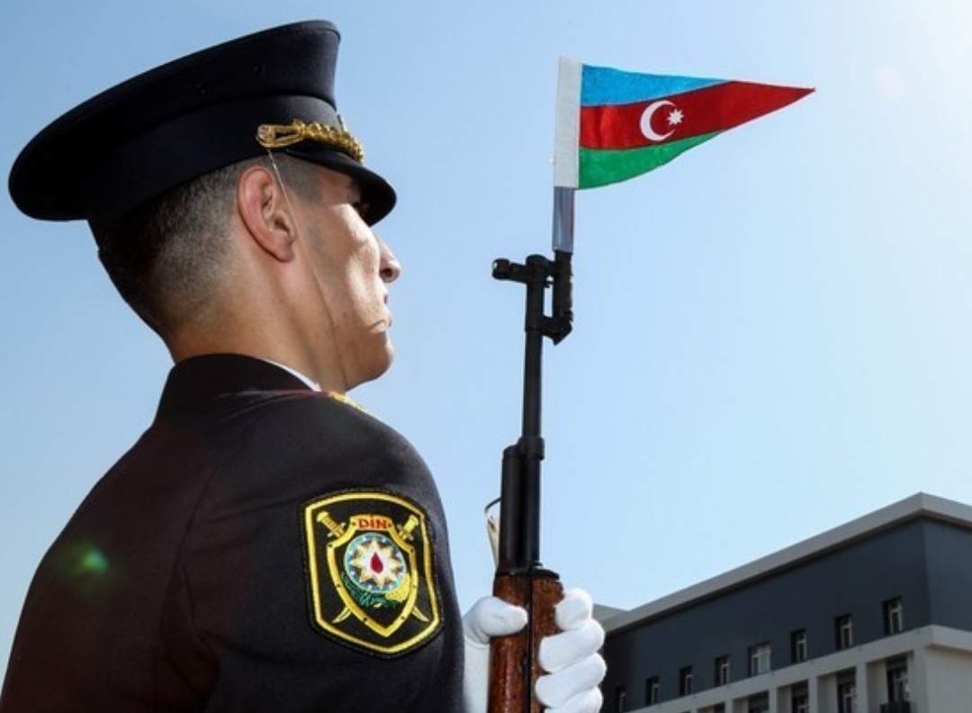 Azərbaycan polisi 107 yaşında