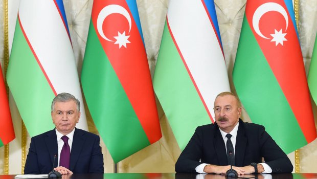Prezidentlər mətbuata bəyanatlarla çıxış etdilər