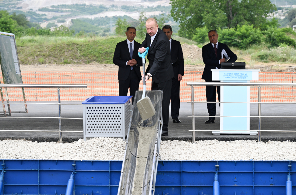 Prezident Xankəndi Dəmir Yolu və Avtovağzal Kompleksinin təməlini qoydu