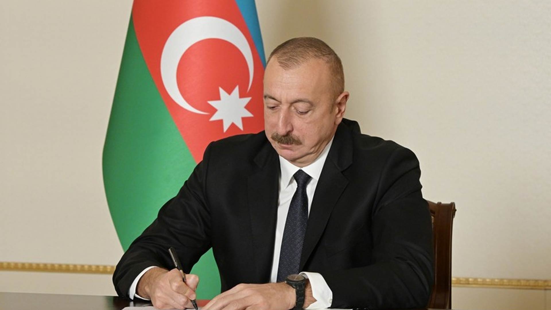 Prezident bu instituta yeni rektor təyin etdi