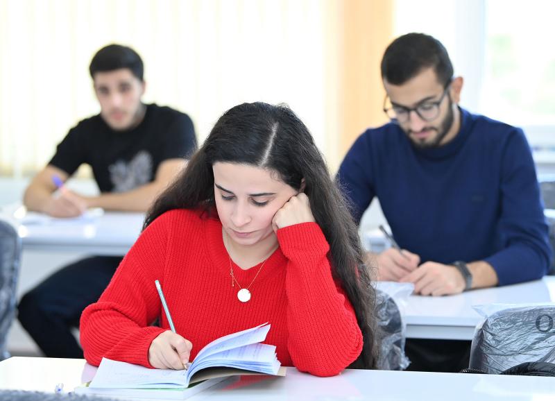 Magistraturaya qəbulda yüksək bal toplayanların sayı AZALIB