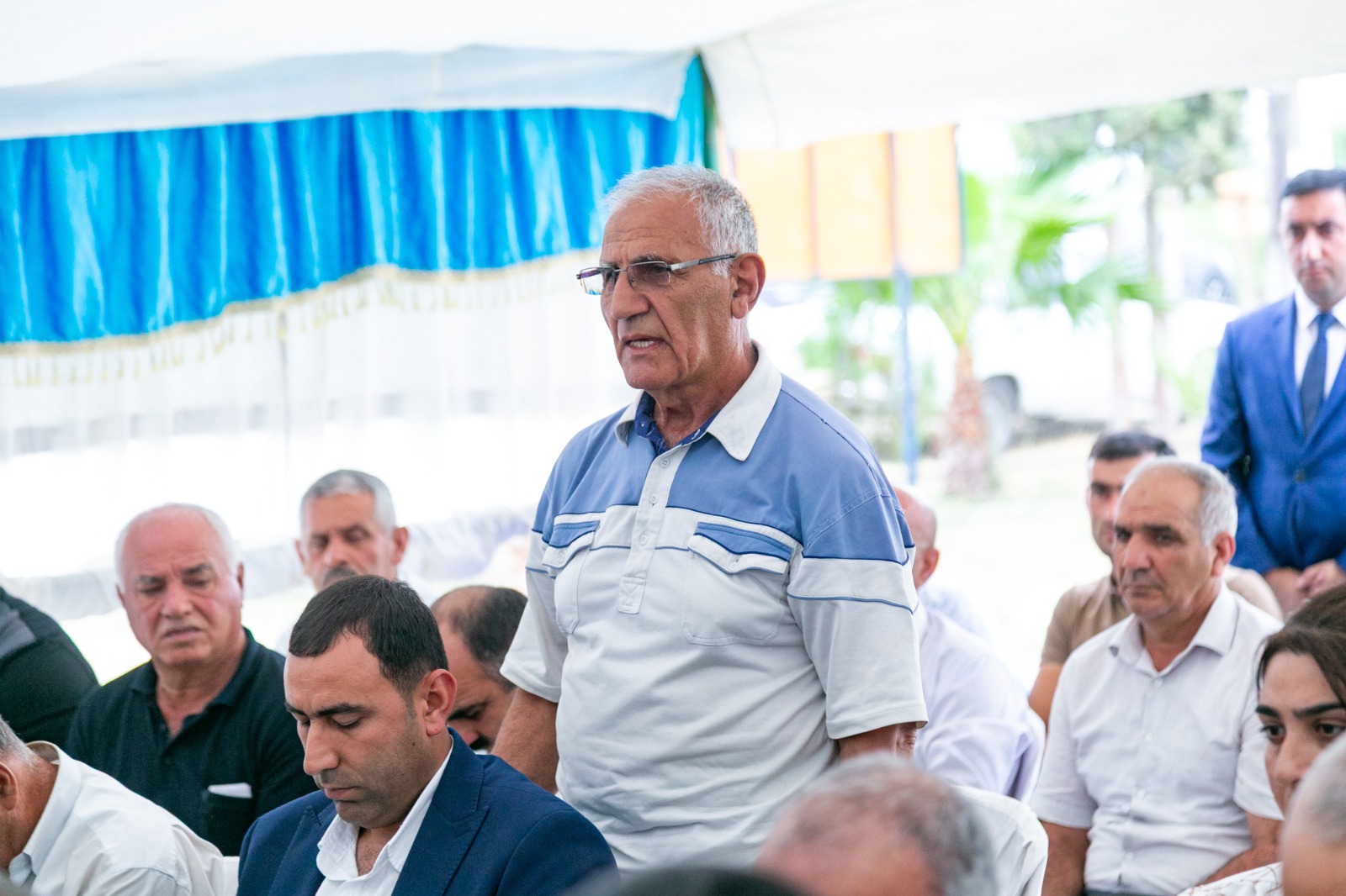 Rüstəm Xəlilov vətəndaşların problemlərini dinləyib - GÖRÜNTÜ 