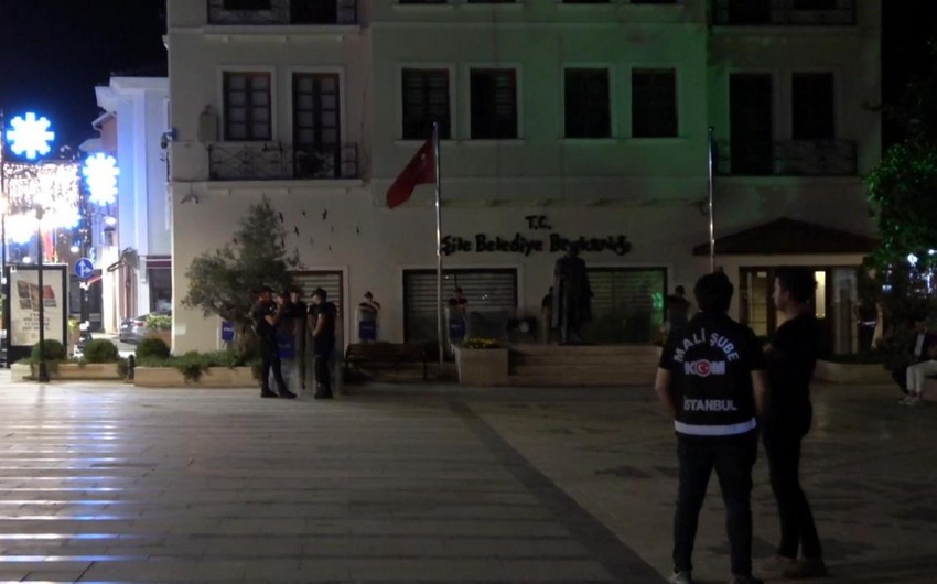 Türkiyədə daha bir bələdiyyə sədri SAXLANILDI