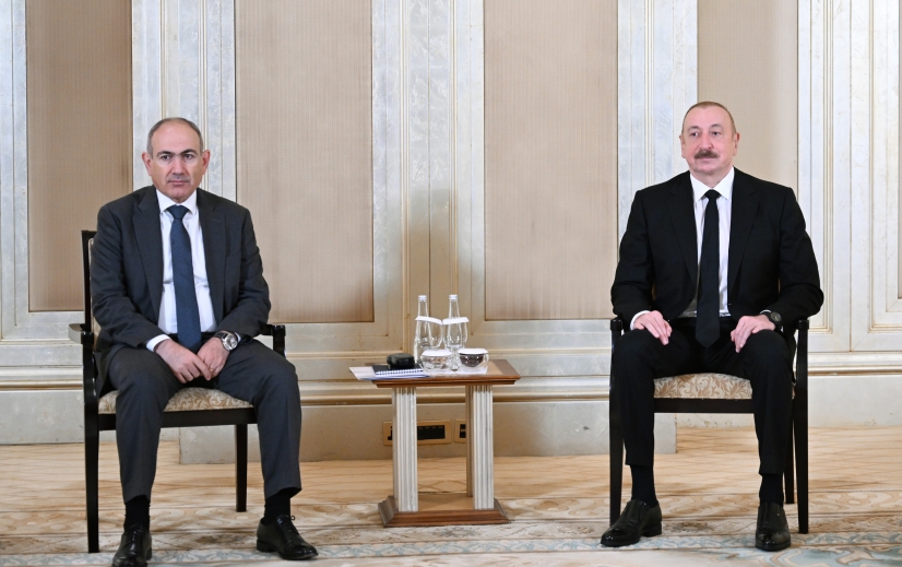 Əliyev-Paşinyan görüşü başa çatdı - VİDEO - YENİLƏNİB-4