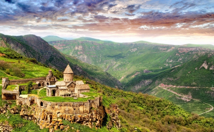 Beynəlxalq səyyahlar KƏLBƏCƏRDƏ