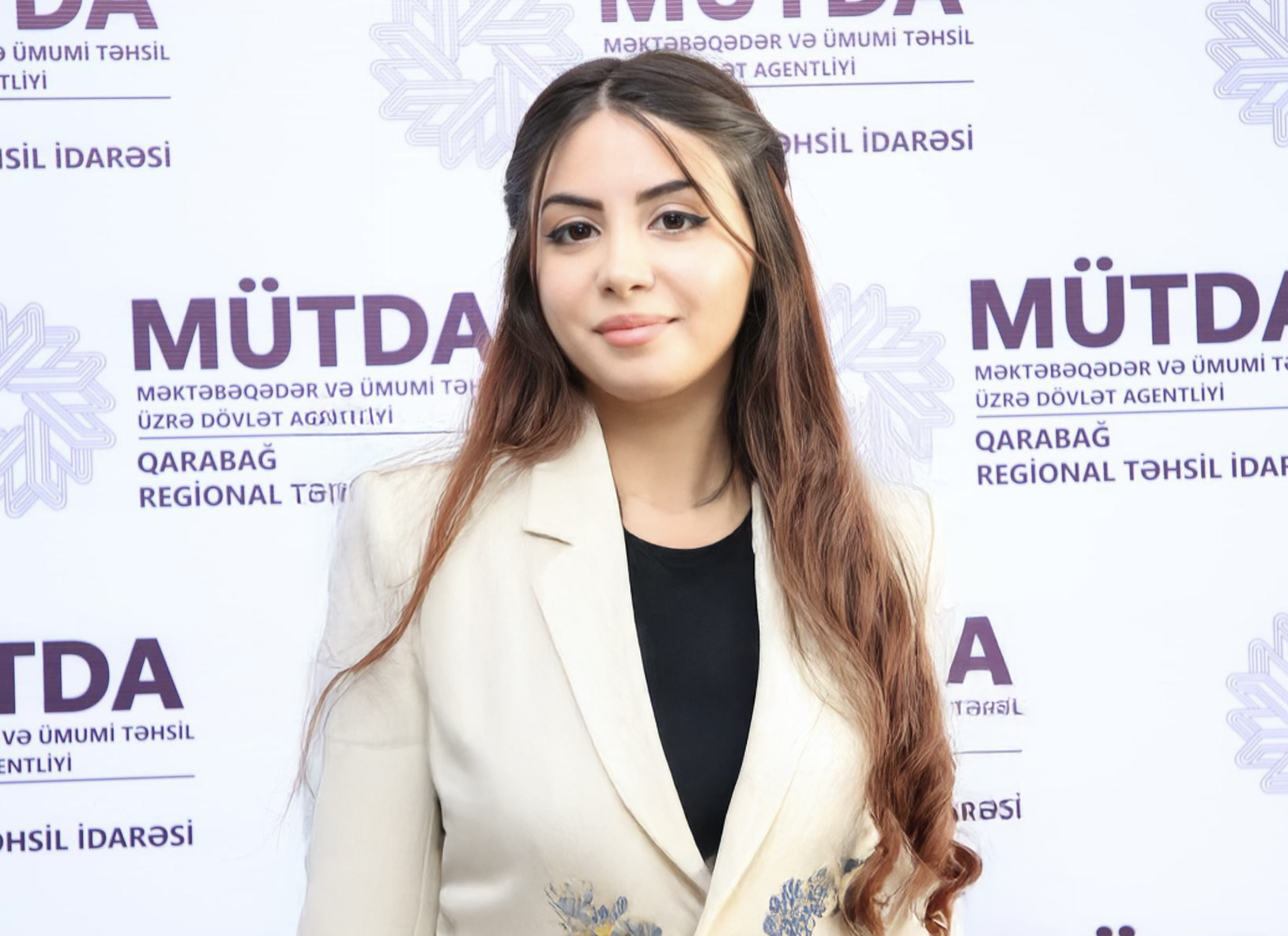 “Xankəndidə işləmək istəyirəm” - MİQ-də yüksək bal toplayan müəllim