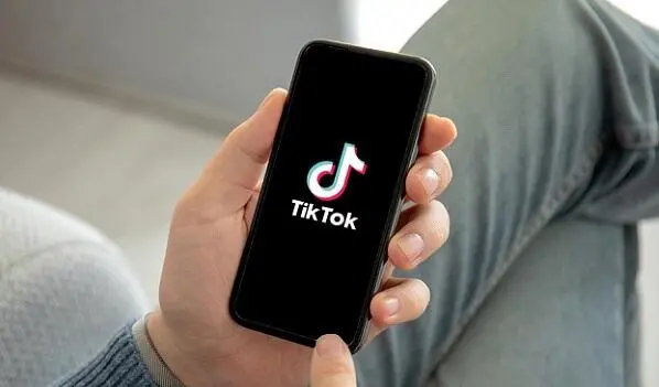 Tiktoker ev dustaqlığına buraxıldı