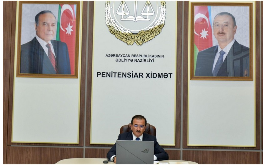 Ədliyyə Nazirliyinin rəhbər heyəti videoqəbullar keçirir