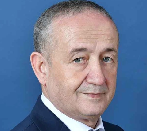 Hədiyyələr görmə qabiliyyətli insanları kor edər...