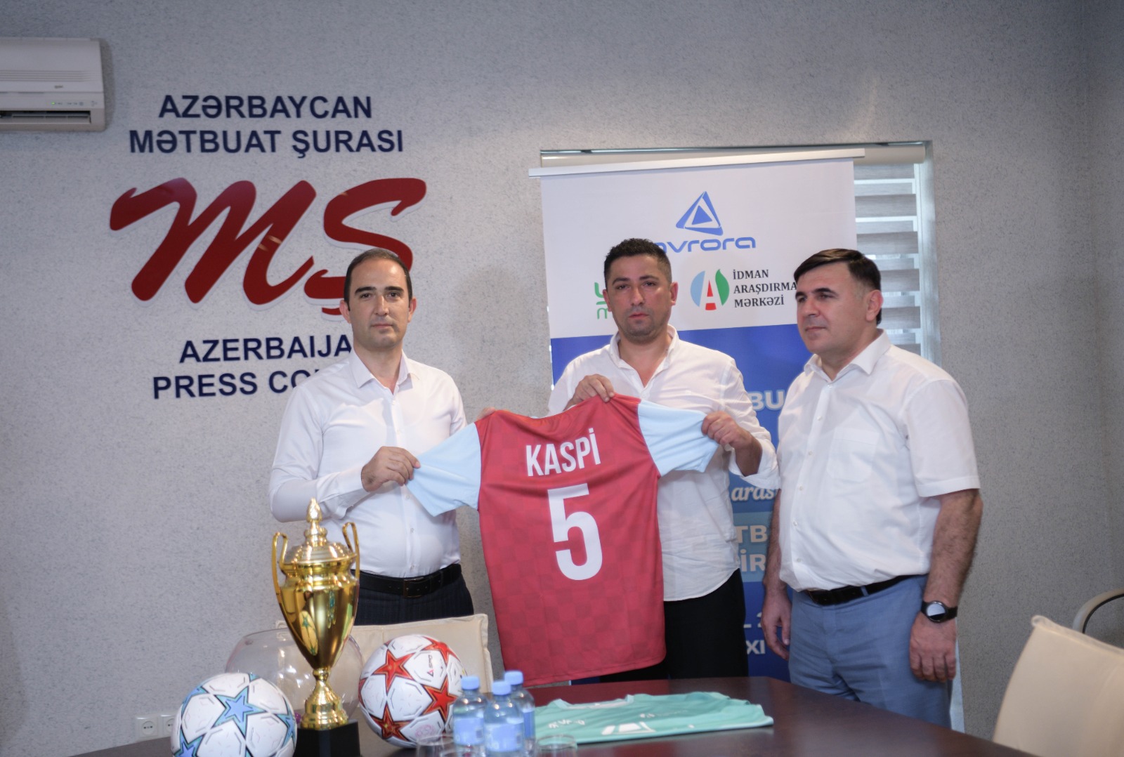 Jurnalistlər arasında minifutbol turniri keçiriləcək - Püşk atıldı