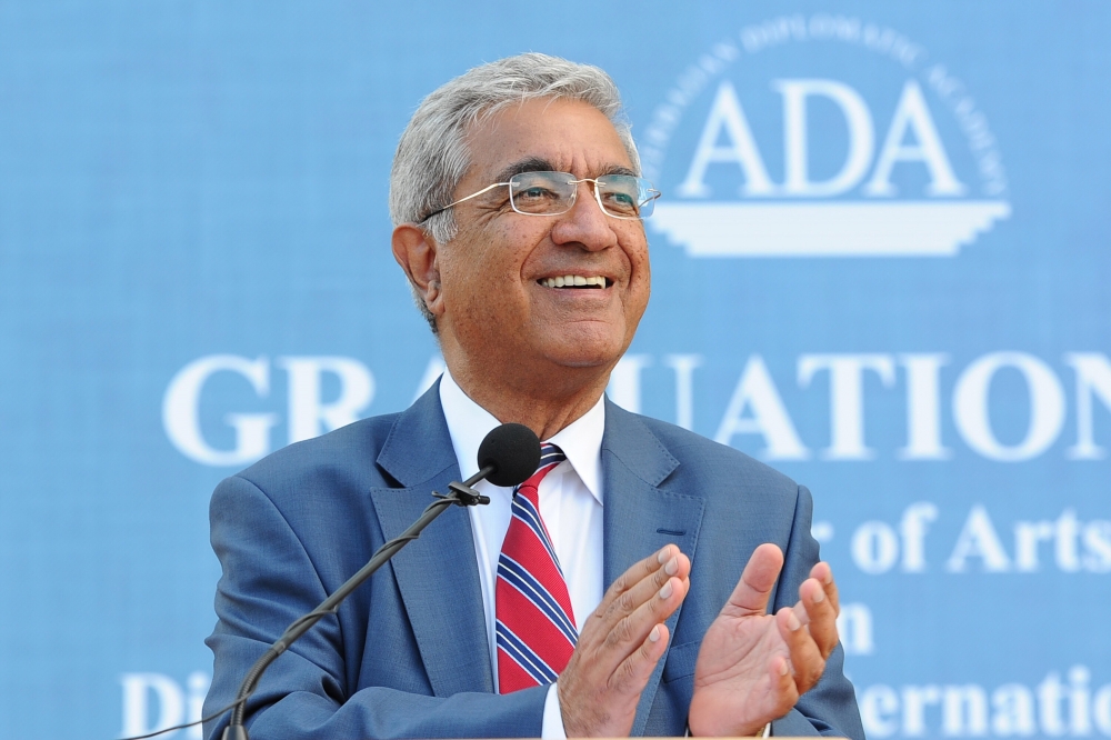 ADA Universitetində tələbələrin 30 faizi ödənişsiz oxuyur - Rektor
