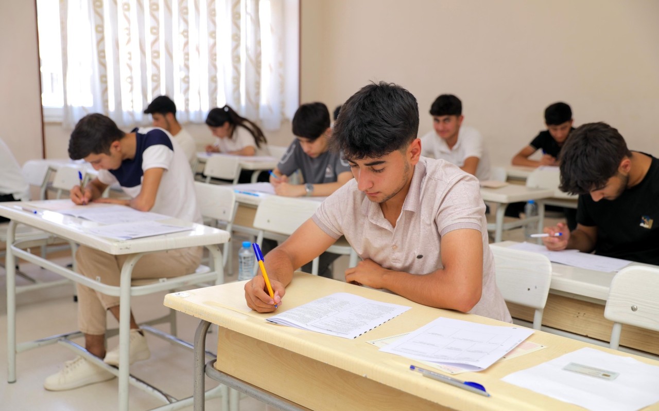 12 nəfərin imtahan nəticəsi ləğv olunub