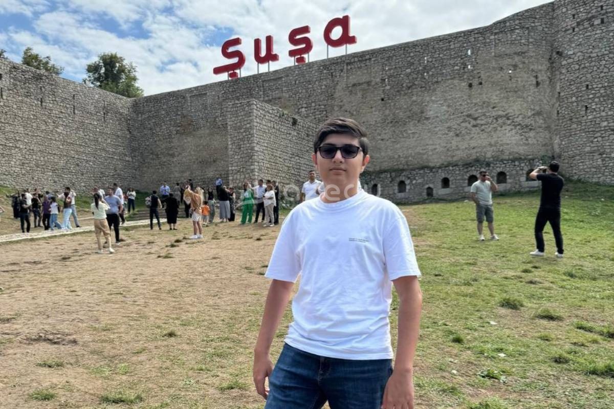 Sosial şəbəkələrdən uzaq durun! - Yüksək bal toplayan gəncdən çağırış