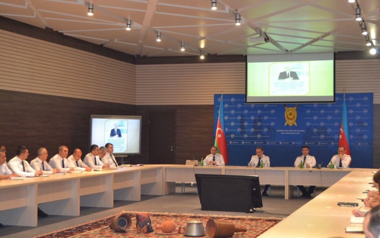 Korrupsiya cinayəti törədən 10 nəfər yaxalandı