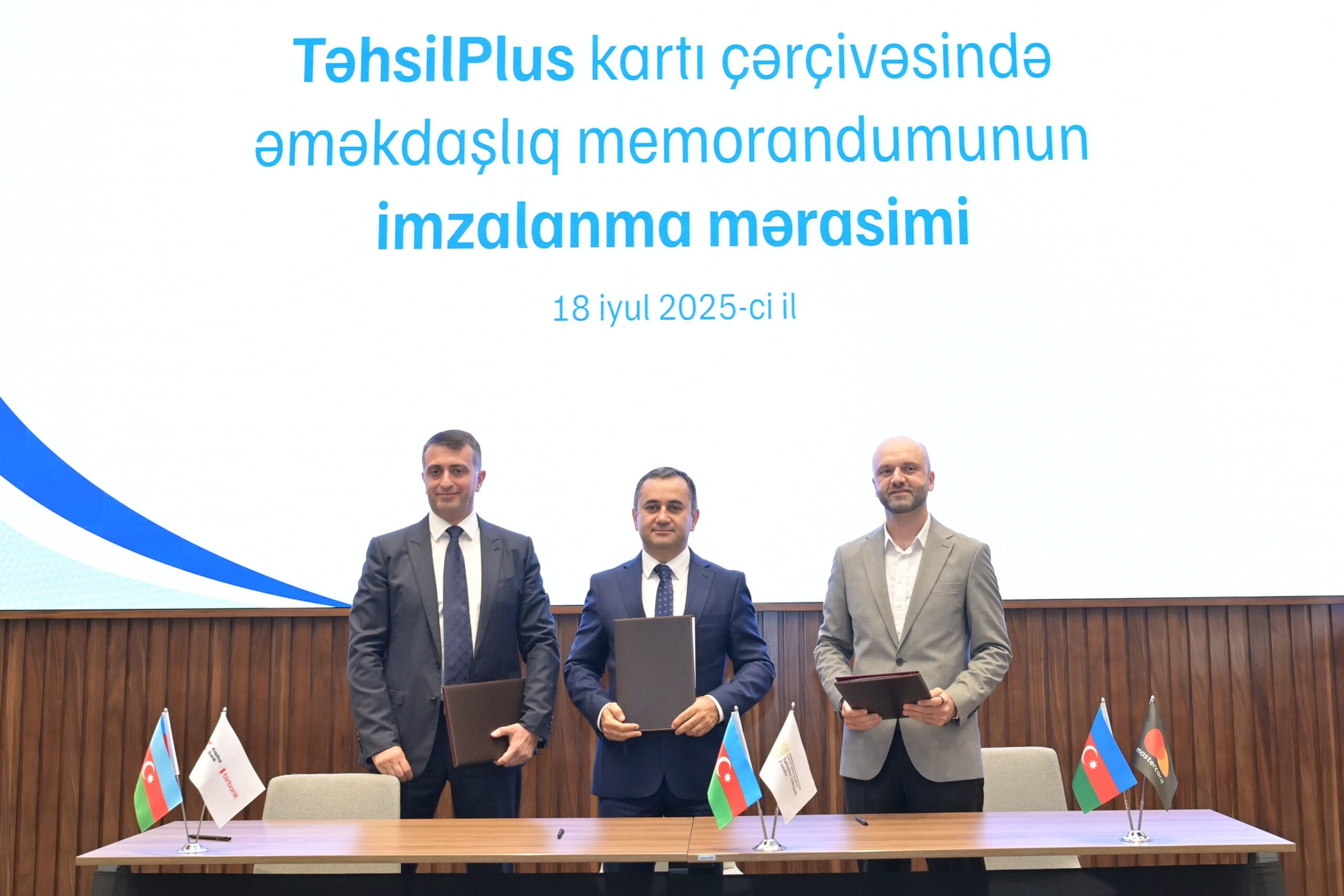 TəhsilPlus kartı ictimaiyyətə təqdim olundu