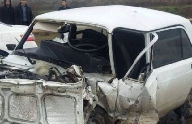 Bakıda ağır qəza - 1 ölü, 2 yaralı