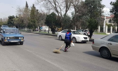 67 yaşlı süpürgəçini maşın vurub öldürdü