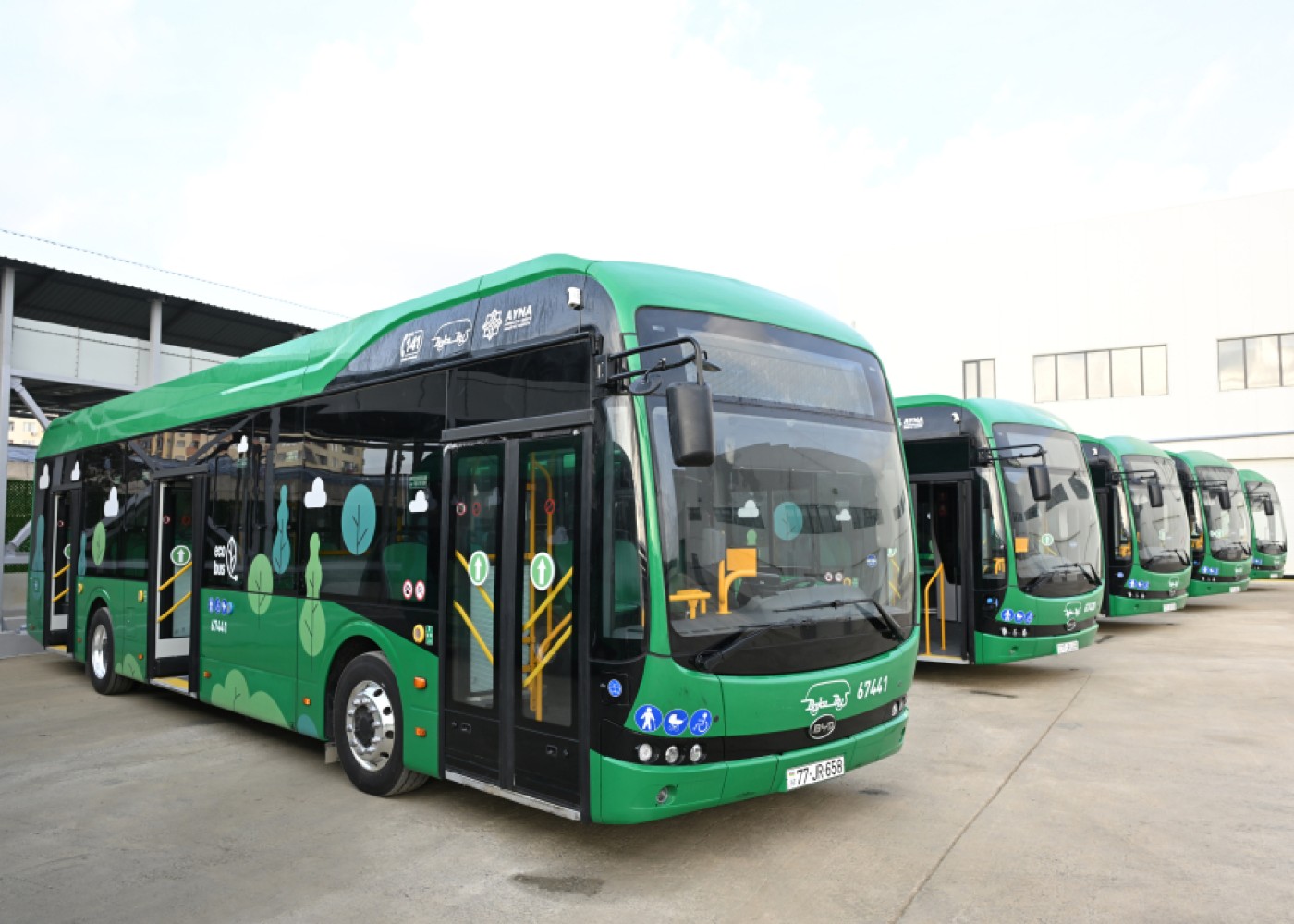 Daha bi marşrutun avtobusları YENİLƏNİR
