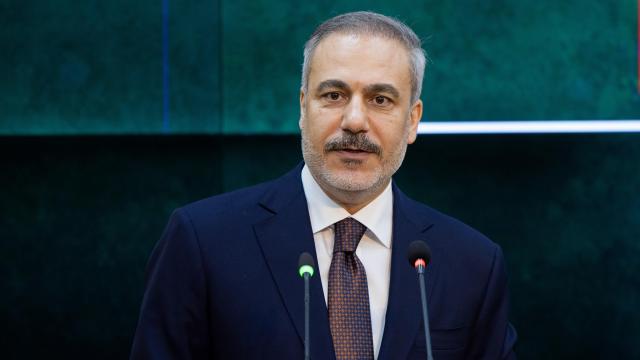 Hakan Fidan suriyalı həmkarı ilə danışıqlar apardı